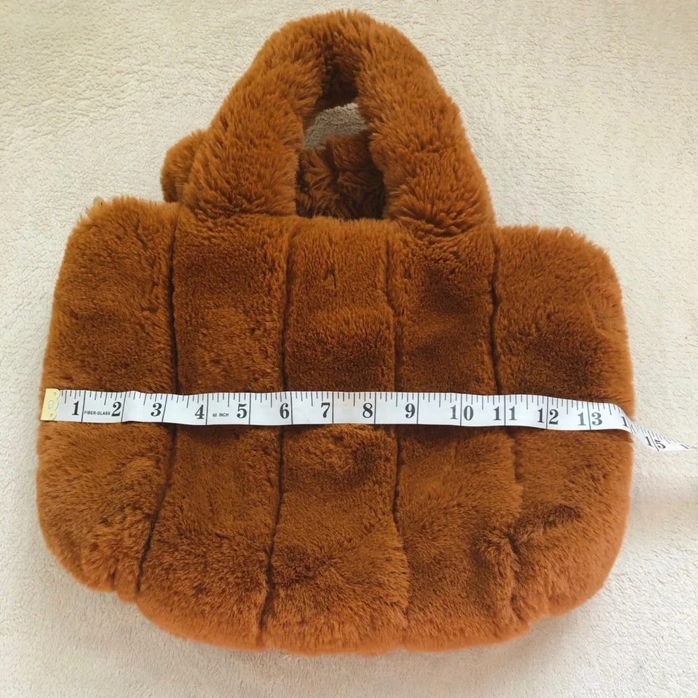Brown Faux Fur Bag ❄️ - Picture 6 of 11